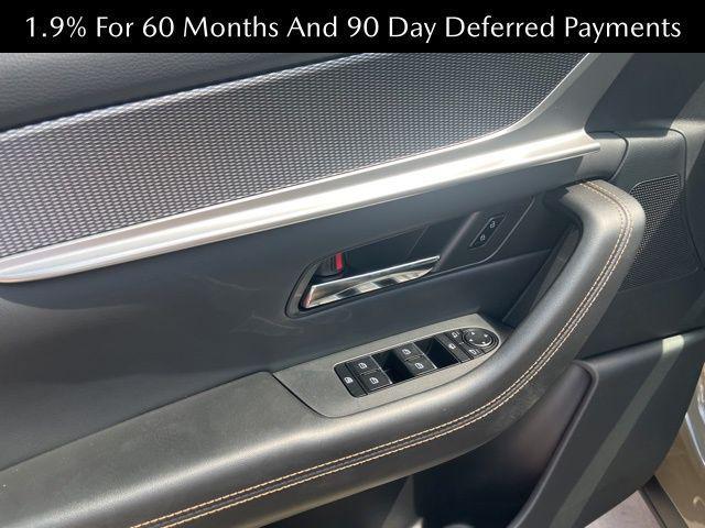 Photo of 2025 Zircon Sand Metallic Mazda CX-70 PHEV
