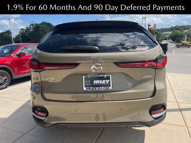 Photo of 2025 Zircon Sand Metallic Mazda CX-70 PHEV