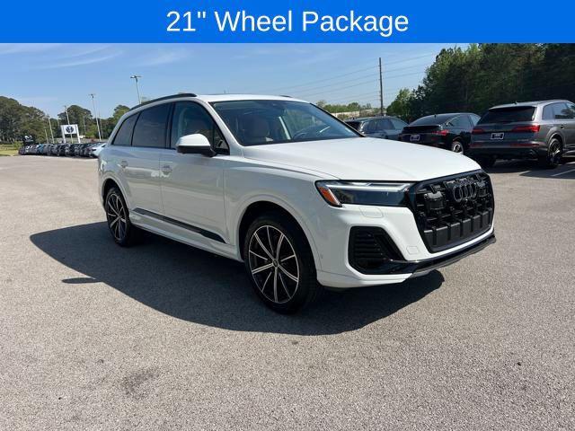 Photo of 2025 Carrara White Audi Q7