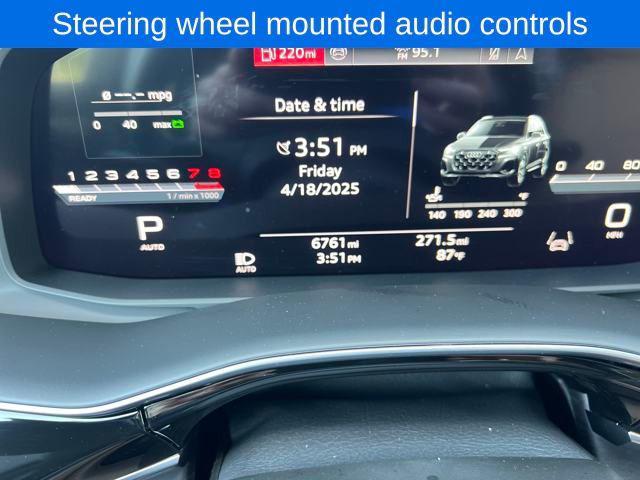 Photo of 2025 Carrara White Audi Q7