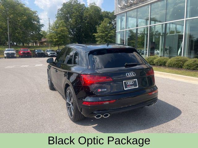 Photo of 2024 Mythos Black Metallic Audi SQ5