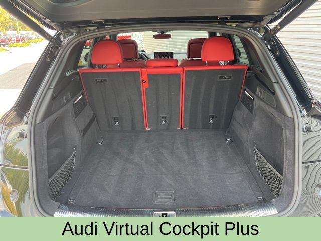 Photo of 2024 Mythos Black Metallic Audi SQ5