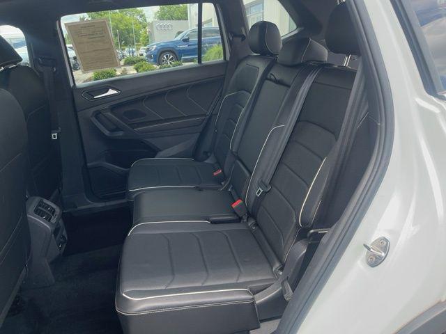 Photo of 2022 Oryx White Pearl Volkswagen Tiguan