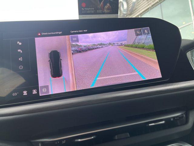 Photo of 2025 Mythos Black Metallic Audi Q5