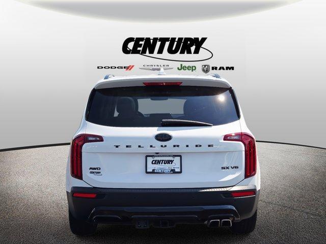 Photo of 2021 Glacial White Pearl Kia Telluride