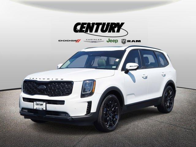 Photo of 2021 Glacial White Pearl Kia Telluride