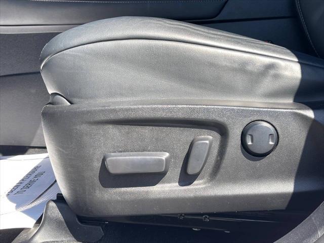 Photo of 2021 Off White Lexus RX 350