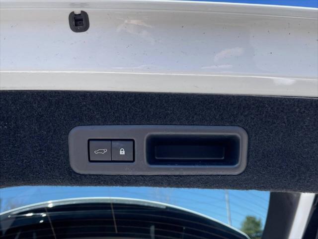 Photo of 2021 Off White Lexus RX 350
