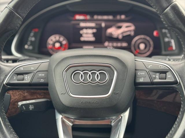 Photo of 2017 Charcoal Audi Q7