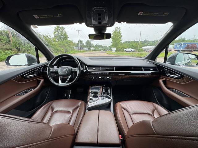 Photo of 2017 Charcoal Audi Q7
