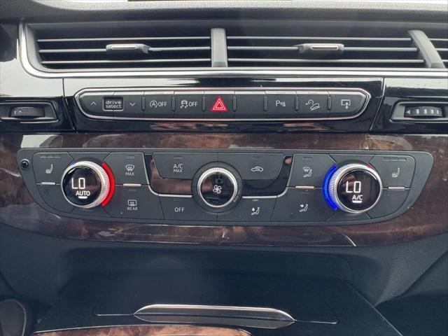Photo of 2017 Charcoal Audi Q7