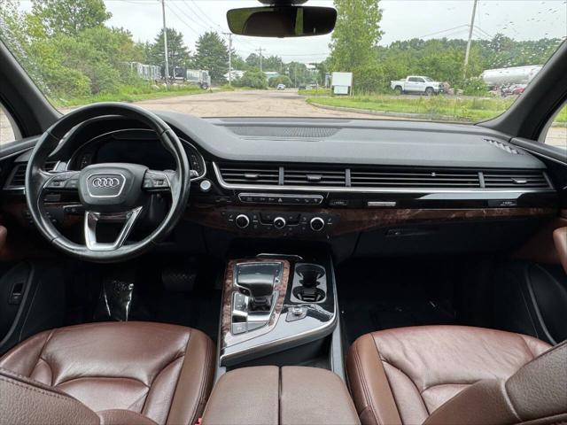 Photo of 2017 Charcoal Audi Q7