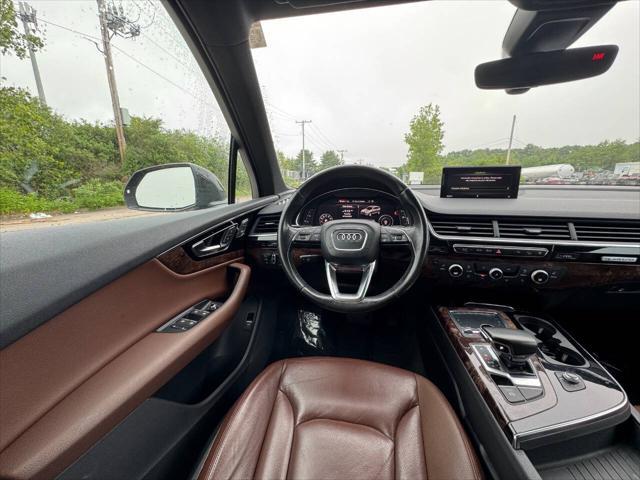 Photo of 2017 Charcoal Audi Q7
