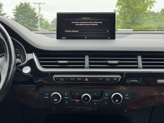 Photo of 2017 Charcoal Audi Q7