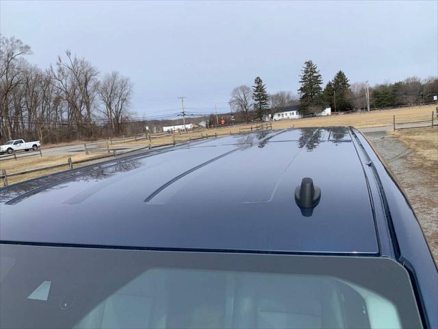 Photo of 2022 Blue Jeans Metallic Ford Transit-250