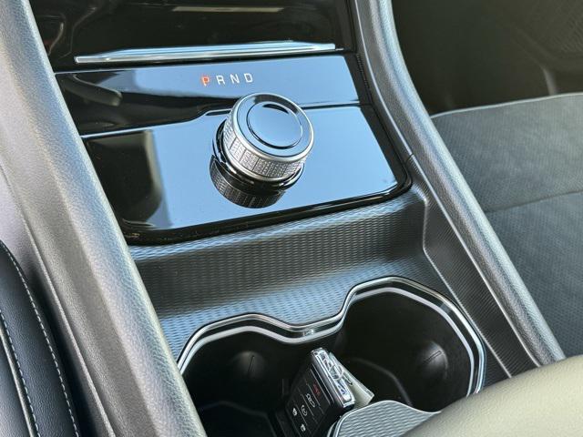 Photo of 2025 Bright White Clearcoat Jeep Grand Cherokee