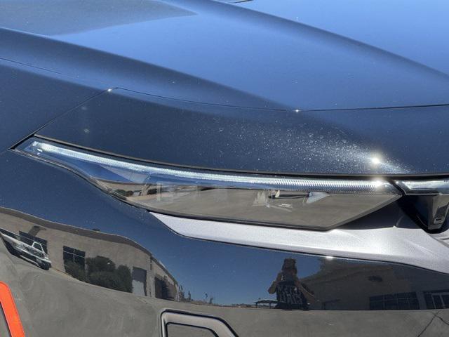 Photo of 2025 Diamond Black Crystal Pearlcoat Jeep Wagoneer S