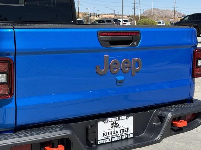 Photo of 2025 Hydro Blue Pearlcoat Jeep Gladiator