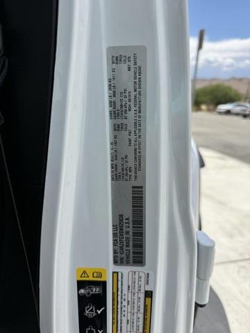 Photo of 2025 Bright White Clearcoat Jeep Wrangler