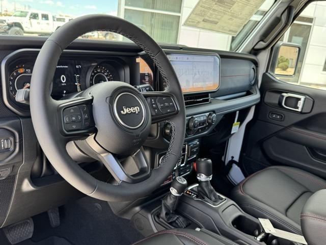 Photo of 2025 Bright White Clearcoat Jeep Wrangler