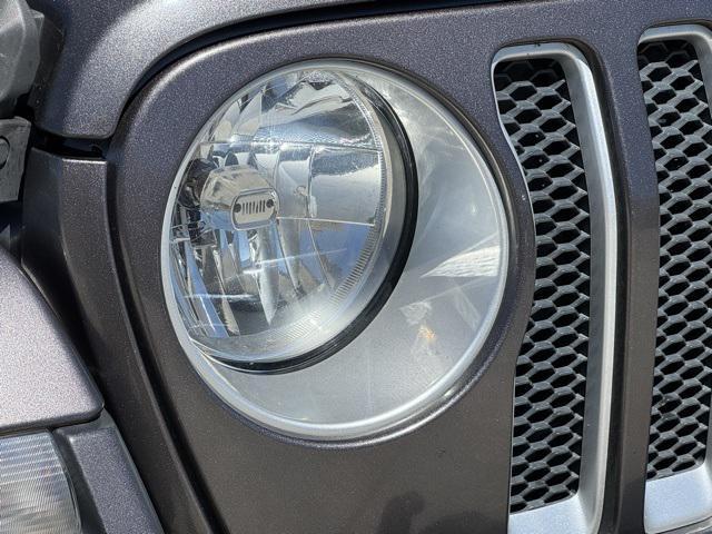 Photo of 2018 Granite Crystal Metallic Clearcoat Jeep Wrangler Unlimited