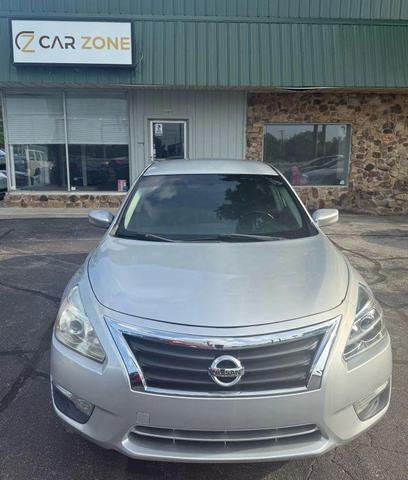 Photo of 2013 Grey Nissan Altima