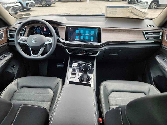 Photo of 2025 Platinum Gray Metallic Volkswagen Atlas