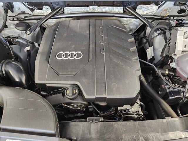 Photo of 2024 Chronos Gray Metallic Audi Q5