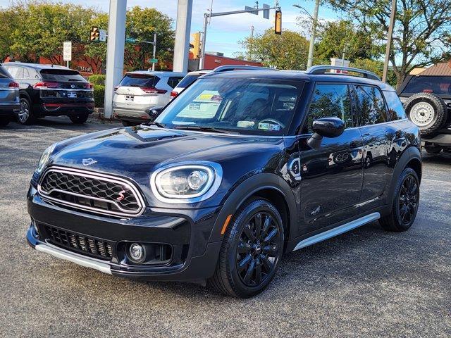 Photo of 2020 Island Blue Metallic MINI Countryman