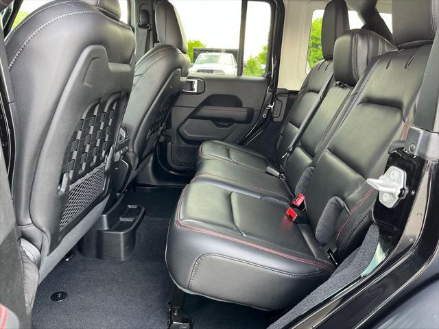Photo of 2020 Black Clearcoat Jeep Wrangler Unlimited