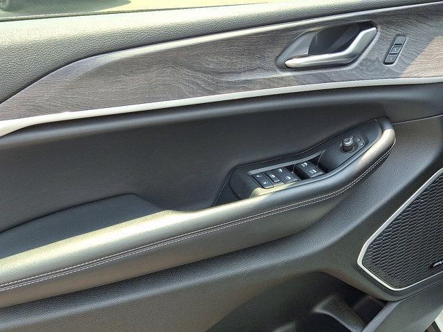 Photo of 2022 Bright White Clearcoat Jeep Grand Cherokee