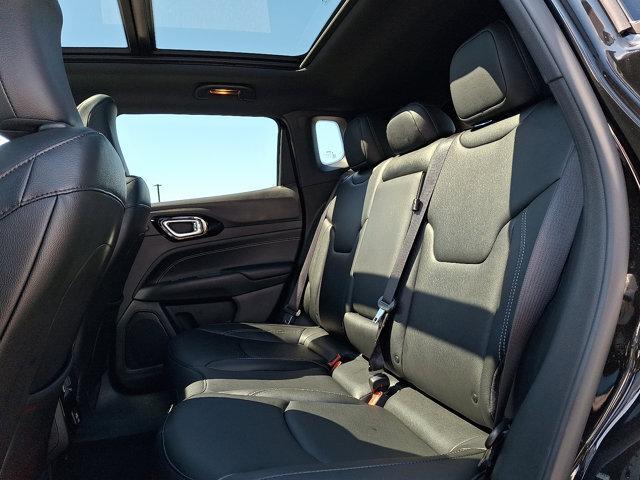 Photo of 2024 Diamond Black Crystal Pearlcoat Jeep Compass