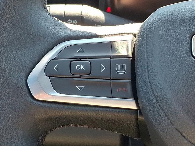 Photo of 2024 Diamond Black Crystal Pearlcoat Jeep Compass