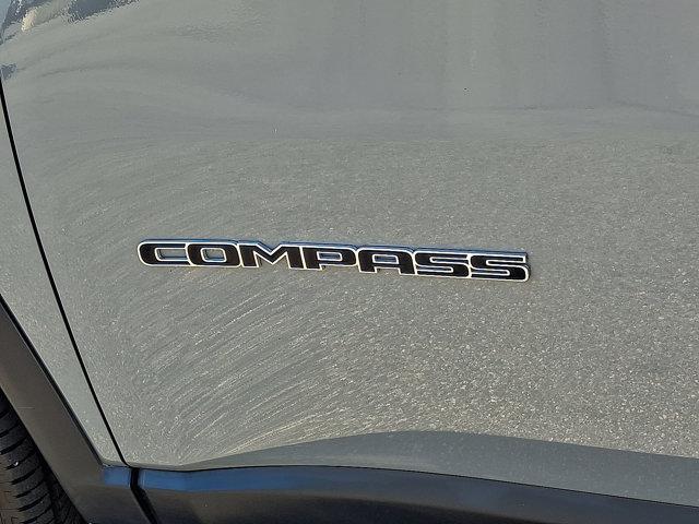 Photo of 2022 Sting-Gray Clearcoat Jeep Compass