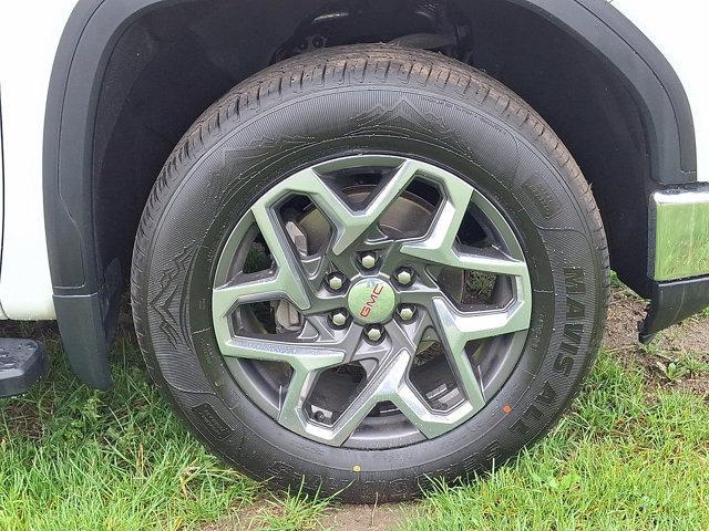 Photo of 2023 Summit White GMC Sierra 1500