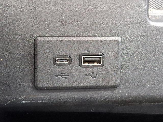 Photo of 2023 Summit White GMC Sierra 1500