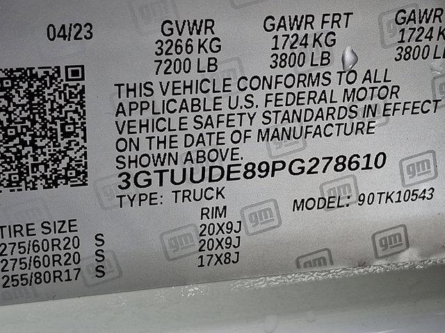 Photo of 2023 Summit White GMC Sierra 1500