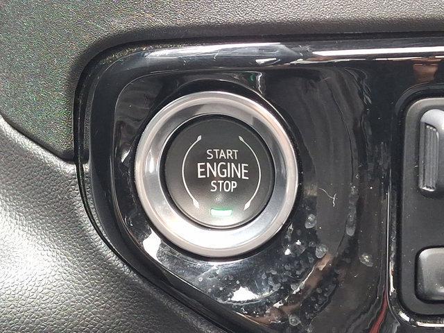 Photo of 2023 Summit White GMC Sierra 1500