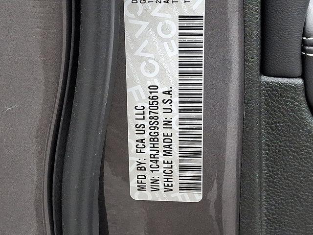 Photo of 2025 Baltic Gray Metallic Clearcoat Jeep Grand Cherokee