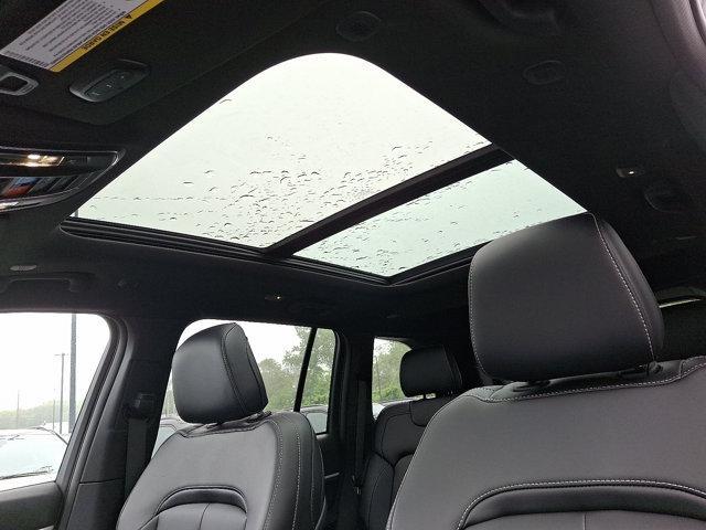Photo of 2025 Baltic Gray Metallic Clearcoat Jeep Grand Cherokee