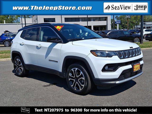 Photo of 2022 Bright White Clearcoat Jeep Compass