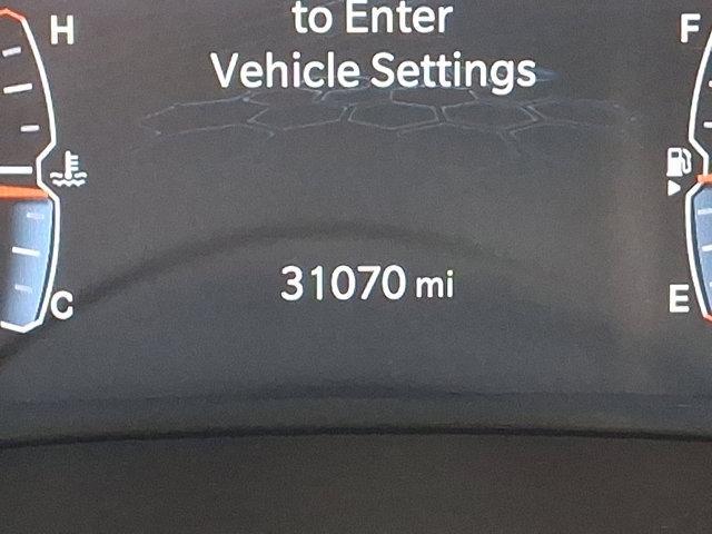 Photo of 2022 Bright White Clearcoat Jeep Compass