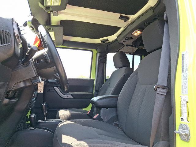 Photo of 2017 Hypergreen Clearcoat Jeep Wrangler Unlimited