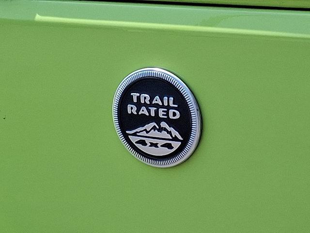 Photo of 2017 Hypergreen Clearcoat Jeep Wrangler Unlimited