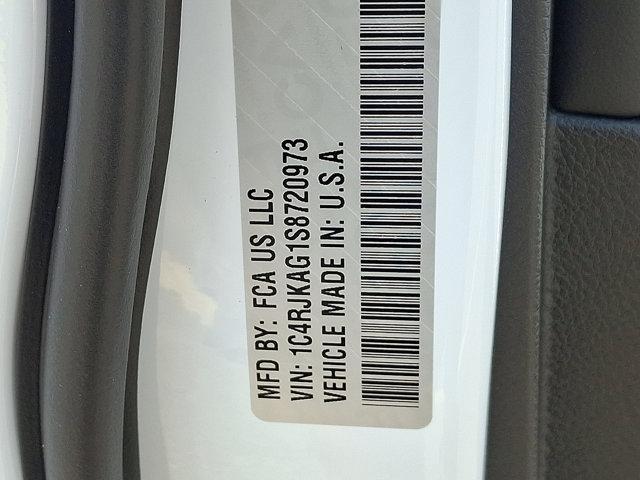 Photo of 2025 Bright White Clearcoat Jeep Grand Cherokee L