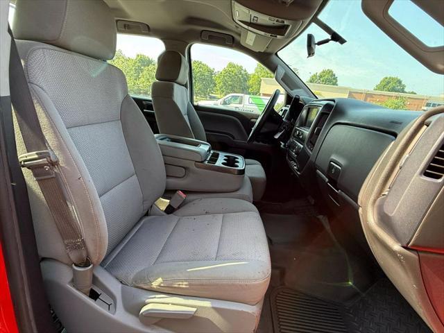 Photo of 2017 Red Chevrolet Silverado 2500