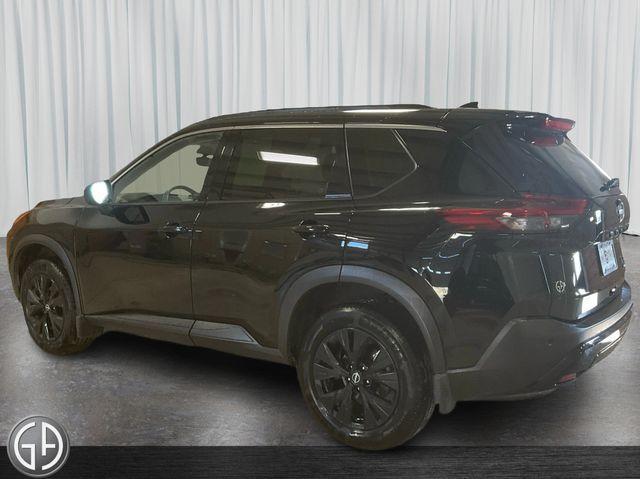 Photo of 2023 Black Nissan Rogue