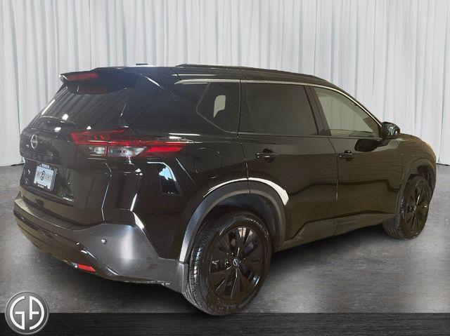 Photo of 2023 Black Nissan Rogue