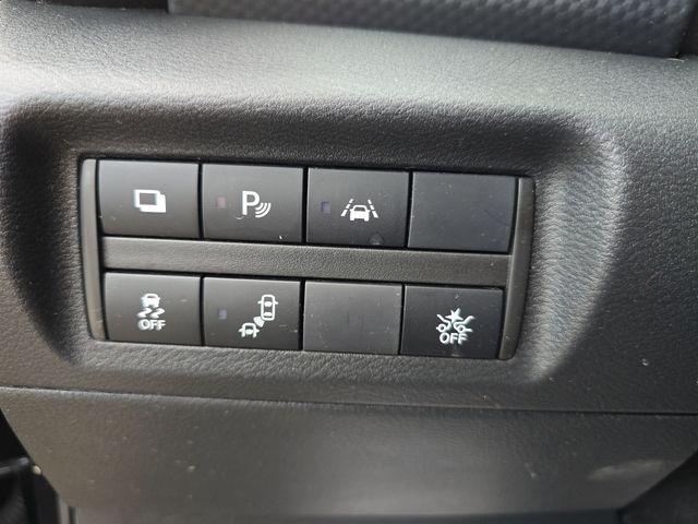 Photo of 2023 Super Black Nissan Kicks