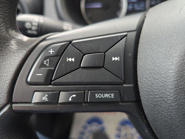 Photo of 2023 Super Black Nissan Kicks